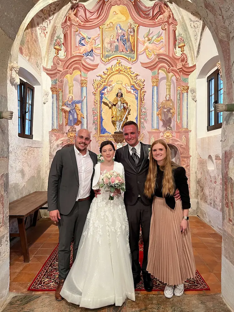 mnenje Davida in Monike